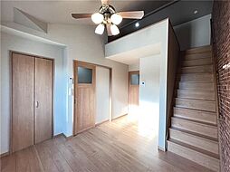 ピースフロー淵野辺 2階1Kのリビング/ダイニング