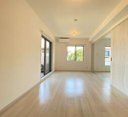 レジディア世田谷若林 3階2LDKのリビング/ダイニング