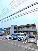 紀三井寺駅より徒歩5分 1階 築8年4ヶ月の賃貸物件