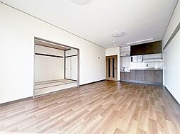 百合ヶ丘住宅 （百合ヶ丘社宅） 104 1階3LDKのリビング/ダイニング