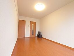 レオパレスsky 1階1Kのリビング/ダイニング