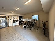 敷地内/建物