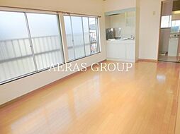 憩ハウス 2階ワンルームのリビング/ダイニング