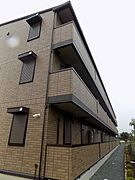 富木駅より徒歩21分 築9年8ヶ月 3階建の賃貸物件