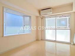 サンブライト18 1階ワンルームのリビング/ダイニング