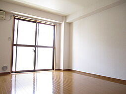 ロイヤルハイツＦＵＪＩ 3階1Kのリビング/ダイニング