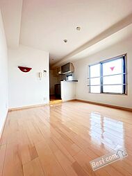 Ｐｒｉｍｏ鳳 302 3階1Kのリビング/ダイニング