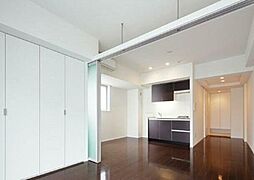 コンフォリア西新宿 14階1LDKのリビング/ダイニング