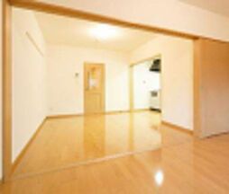 ルミエール中町 3階1DKのリビング/ダイニング