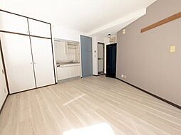 MYハイツ 1階ワンルームのリビング/ダイニング