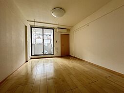 ランタナ 101 1階1Kのリビング/ダイニング