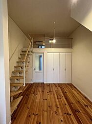 渋谷本町テラスハウス 1階ワンルームのリビング/ダイニング