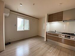 ロワイヤルＭ 302 3階1LDKのリビング/ダイニング