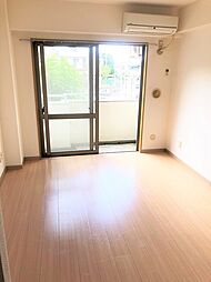 ウィン読売ランド 206 2階ワンルームのリビング/ダイニング