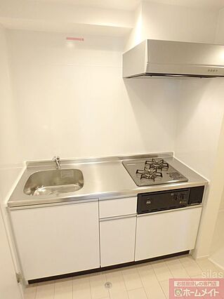 エルサチ_内装_1