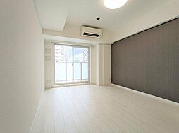 ケーディーエックスレジデンス豊洲 8階1Kのリビング/ダイニング