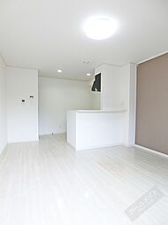 メゾン・クレール 2階1LDKのリビング/ダイニング