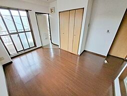 ドムショパーナ 3階ワンルームのリビング/ダイニング