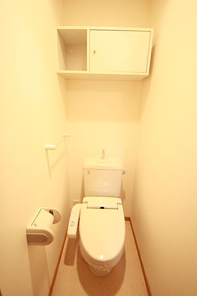 画像7:洗浄便座のトイレです