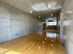 スカラ 2階1LDKのリビング/ダイニング