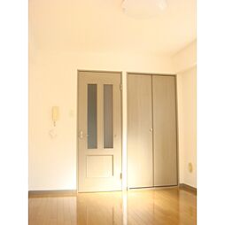 東京メトロ東西線 西葛西駅 徒歩7分の賃貸マンション 1階1Kのリビング/ダイニング