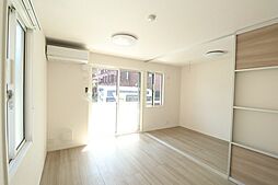 ロイヤルクレスト六号館 1階1LDKのリビング/ダイニング