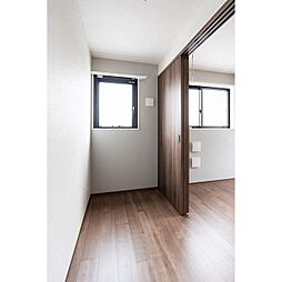 ウェルスクエア南長崎 5階1LDKのリビング/ダイニング