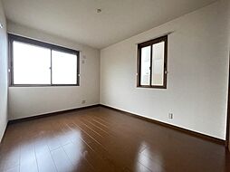 グランモア A棟 1階2LDKのリビング/ダイニング