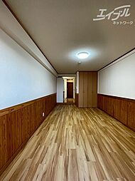 ラ・エスポワール 4階1Kのリビング/ダイニング