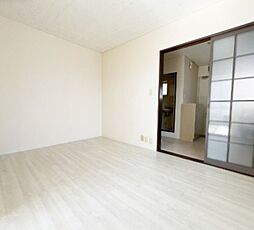 ドエル中野島A 2階2Kのリビング/ダイニング