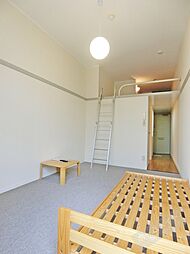 レオパレスけやき通り 107 1階ワンルームのリビング/ダイニング