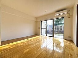 ライオンズステージ喜多見ガーデンシティ 113 1階3LDKのリビング/ダイニング