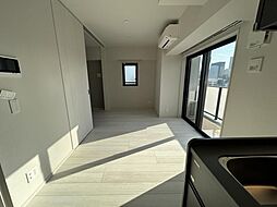 都営大江戸線 新御徒町駅 徒歩5分の賃貸マンション 14階1LDKのリビング/ダイニング