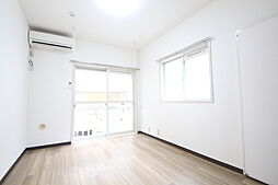 フローラルコーポII 202 2階ワンルームのリビング/ダイニング