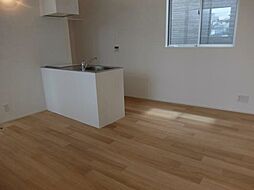 京王線 幡ヶ谷駅 徒歩10分の賃貸アパート 3階1LDKのリビング/ダイニング