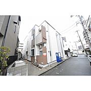 堺東駅より徒歩10分 築8年7ヶ月 2階建の賃貸物件