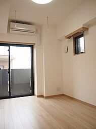 ルーブル新丸子 6階1Kのリビング/ダイニング