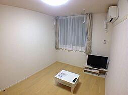 クレイノ西調布 1階1Kのリビング/ダイニング