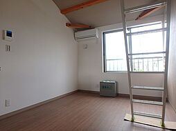 アムゲットハイム 203 2階ワンルームのリビング/ダイニング