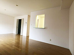 グランアベニュー真美　B棟 1階1LDKのリビング/ダイニング