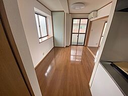 アスリートマンション 6階2Kのリビング/ダイニング