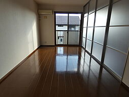 グランドソレーユ 2階1LDKのリビング/ダイニング