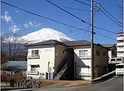 御殿場駅よりバス27分 徒歩7分 築34年1ヶ月 2階建の賃貸物件