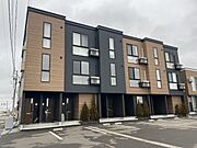 前川駅より徒歩4分 1階 築4年1ヶ月の賃貸物件