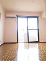 JR中央線 八王子駅 バス20分 神社前下車 徒歩4分の賃貸アパート 2階2LDKのリビング/ダイニング