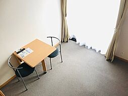 レオパレス所沢航空公園 2階1Kのリビング/ダイニング