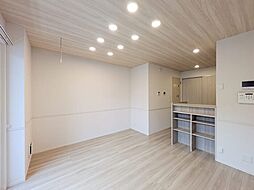 グレイス三郷 1階1LDKのリビング/ダイニング