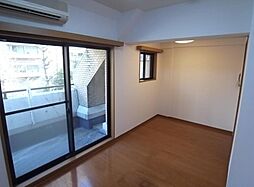 東京メトロ有楽町線 護国寺駅 徒歩2分の賃貸マンション 5階1Kのリビング/ダイニング