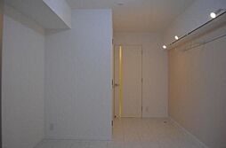 東京メトロ副都心線 新宿三丁目駅 徒歩7分の賃貸マンション 2階1Kのリビング/ダイニング