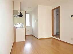 ジェントルブリーズ 202 2階2LDKのリビング/ダイニング